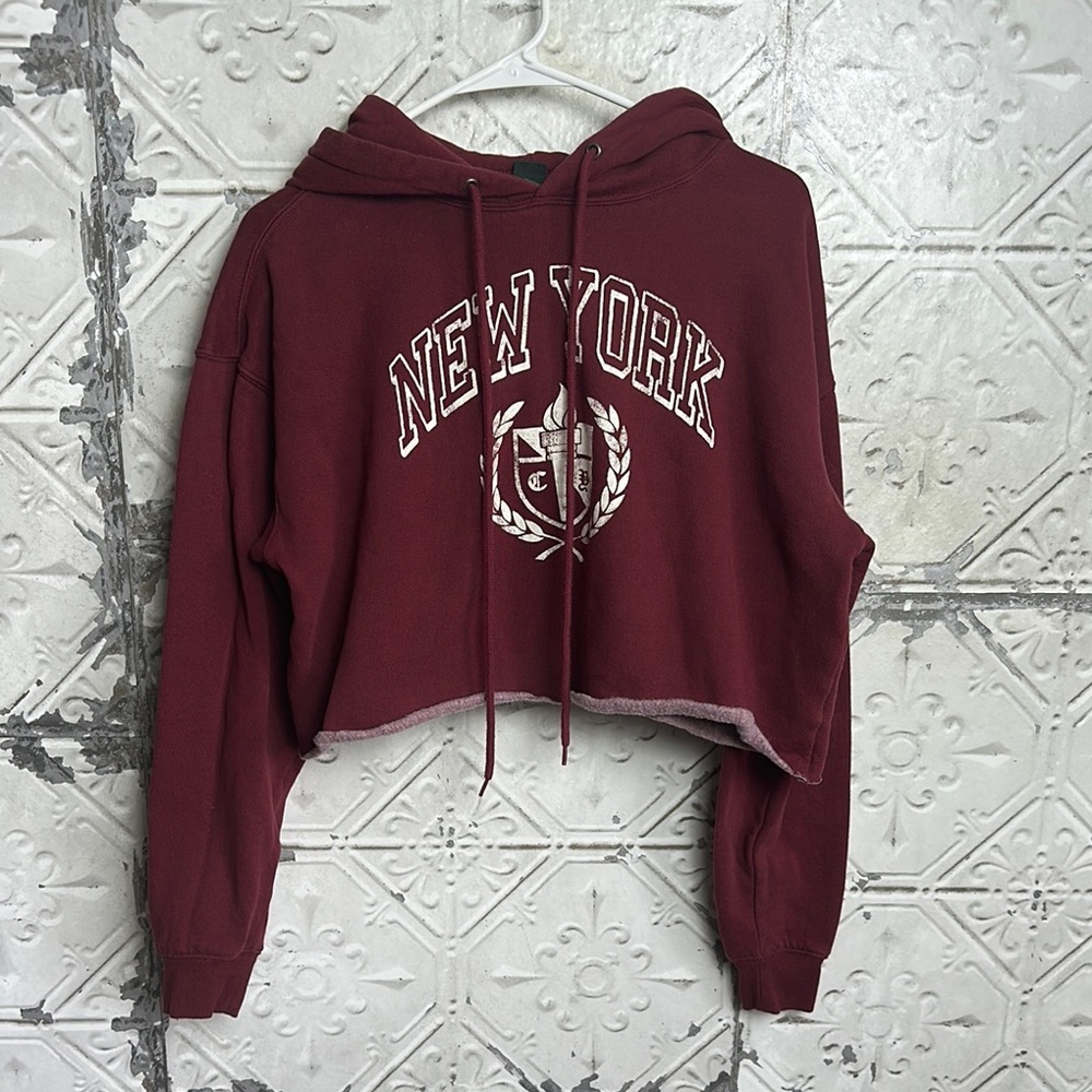Wild Fable New York Red Cropped Sweater